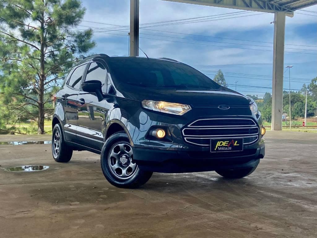 Ford EcoSport SE AT 2.0