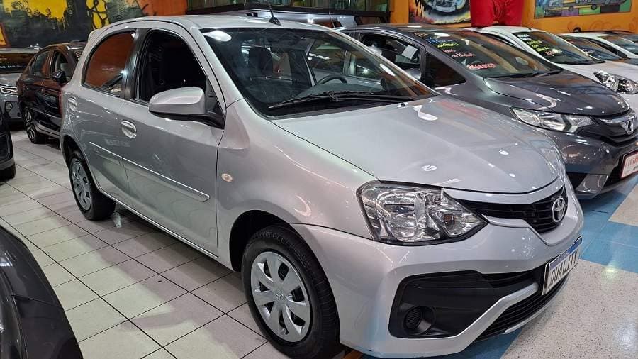 Toyota Etios 1.5 XS 16V
