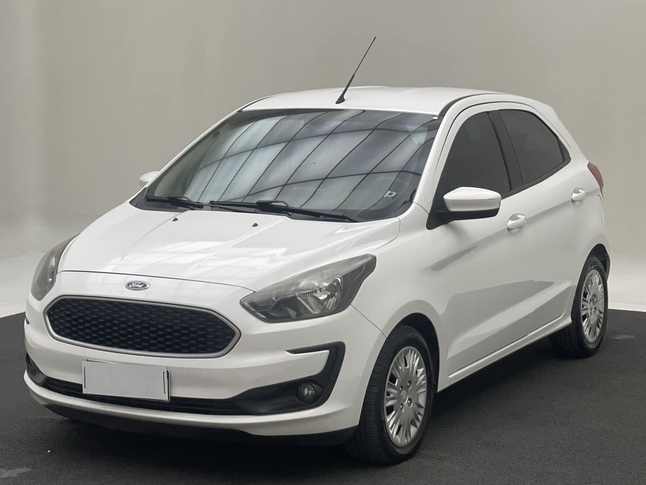 Ford KA Ka 1.5 SE Plus 12V Flex 5p Mec.