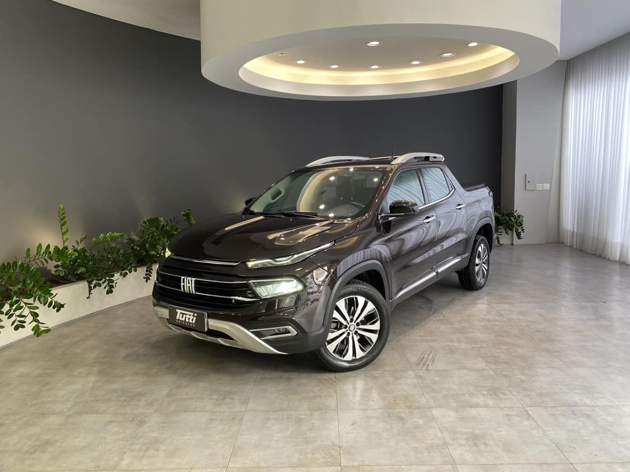 Fiat Toro 2.0 16V TURBO DIESEL VOLCANO 4WD AT9