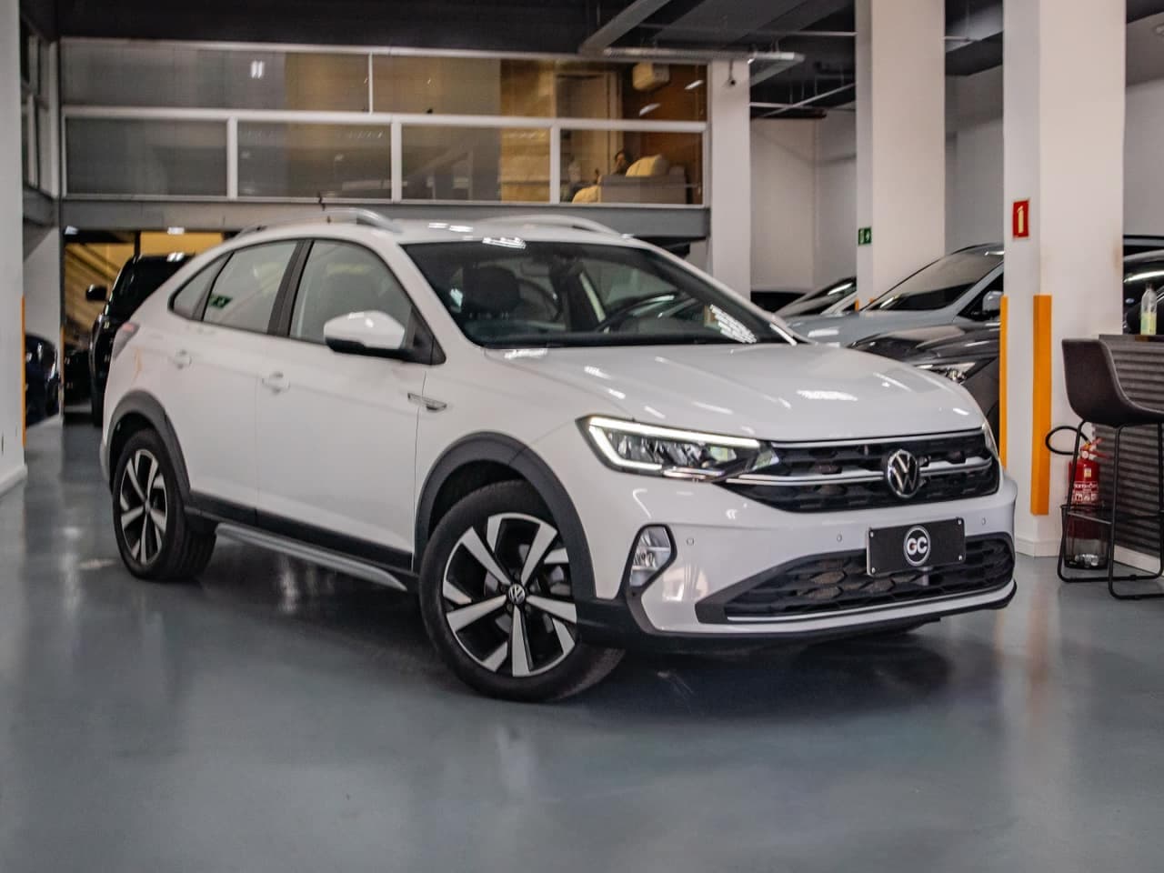 Volkswagen Nivus 1.0 200 TSI TOTAL FLEX HIGHLINE AUTOMÁTICO