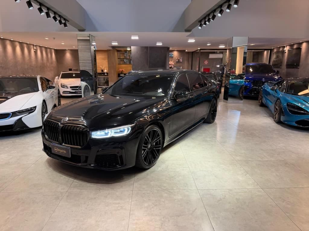 BMW 745Le 3.0 TWINPOWER HÍBRIDO M SPORT AUTOMÁTICO