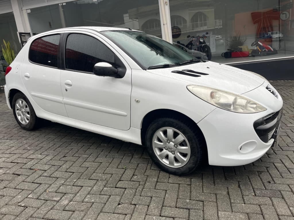 Peugeot 207 207 1.4 completo série 10 anos