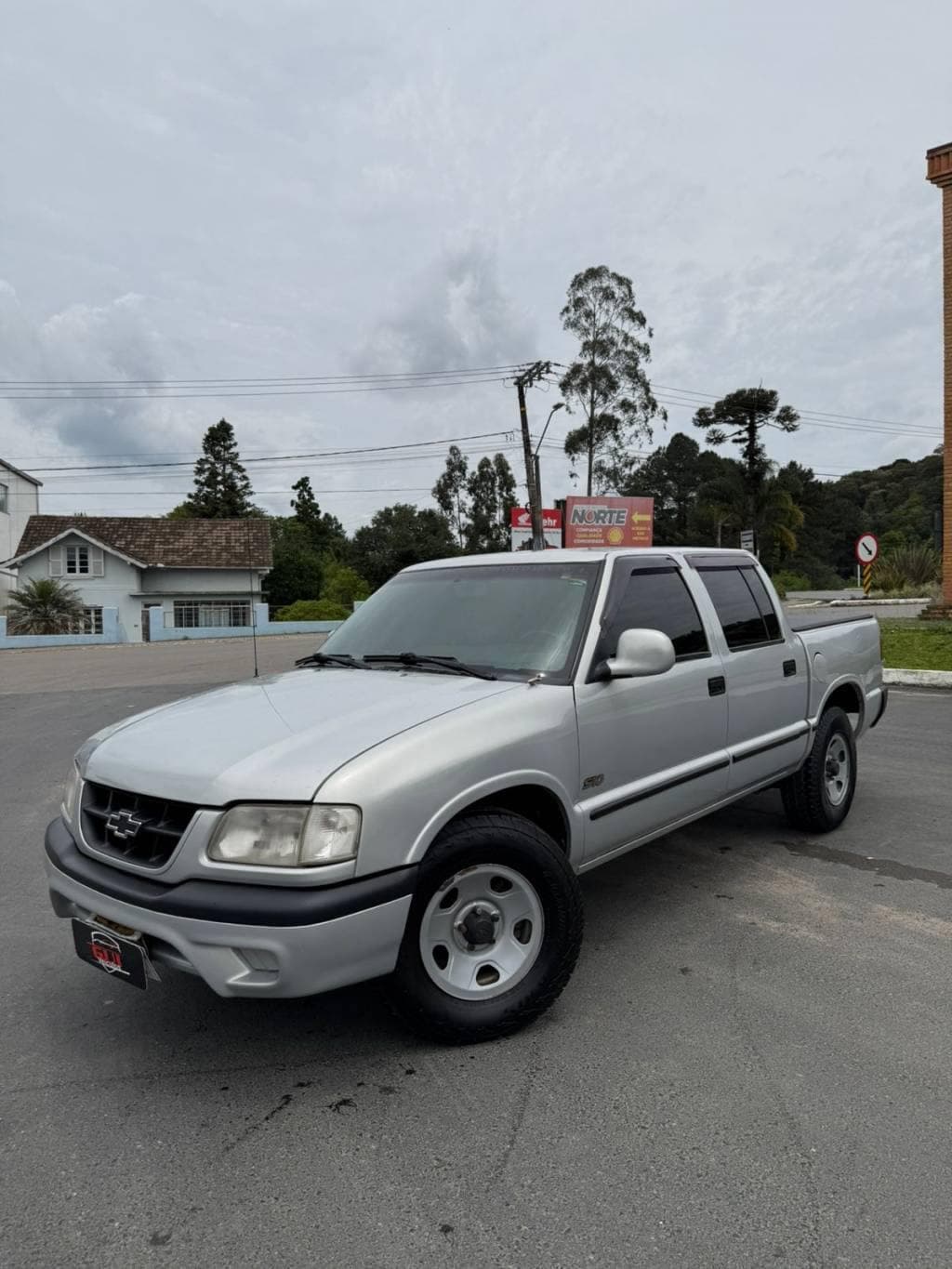 Chevrolet S10 2.8 PICK-UP STD 4X2 CD TB INT. DIESEL