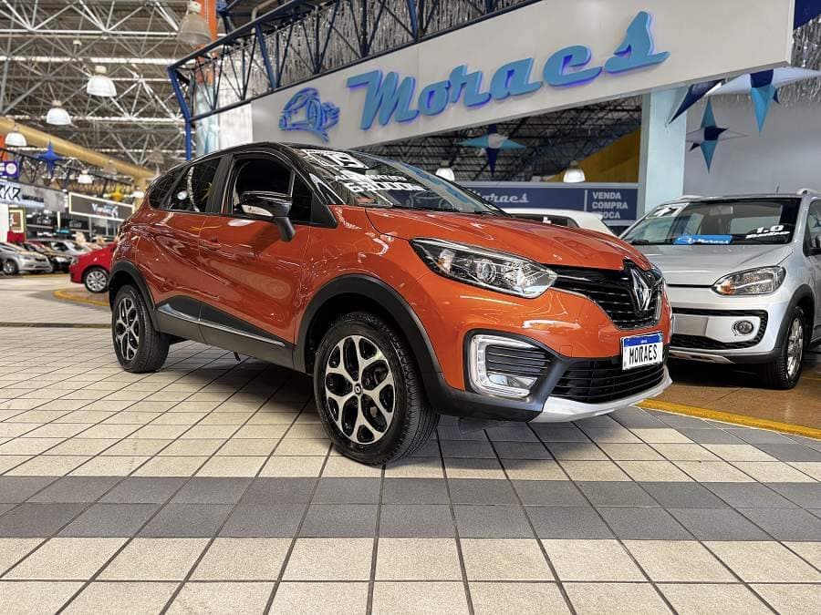 Renault Captur 1.6 INTENSE- AUTOMÁTICO