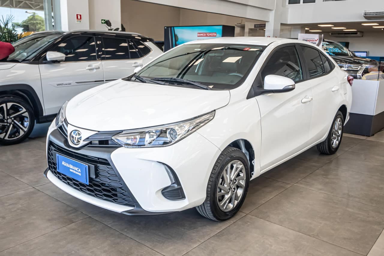 Toyota Yaris 1.5 16V FLEX SEDAN XS MULTIDRIVE