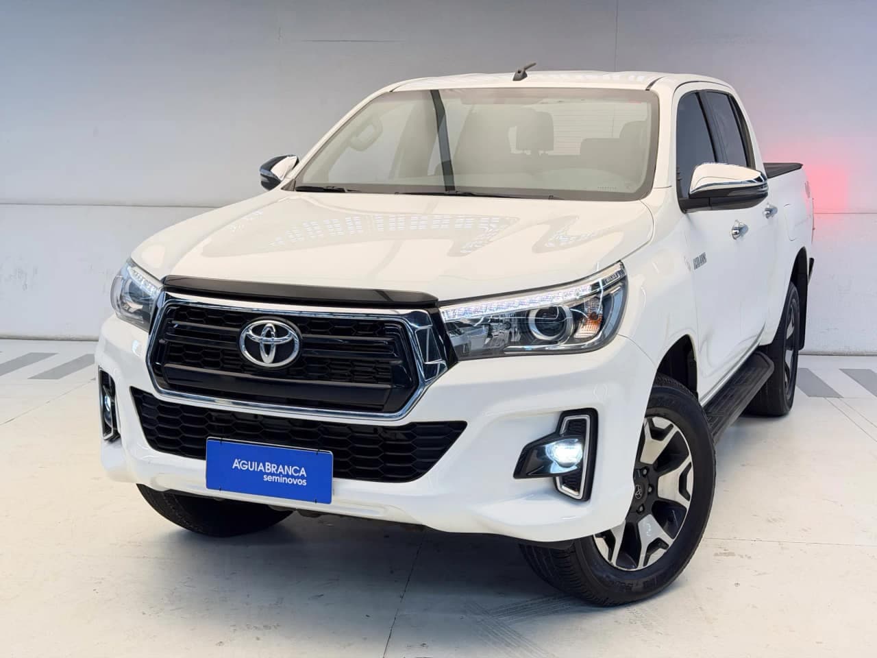 Toyota Hilux 2.8 SRX 4X4 CD 16V DIESEL 4P AUTOMÁTICO