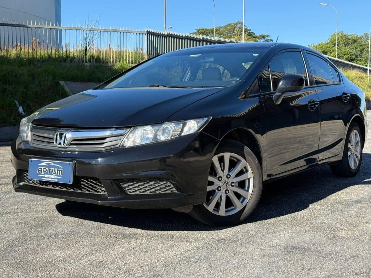 Honda Civic 1.8 LXS 16V FLEX 4P AUTOMÁTICO