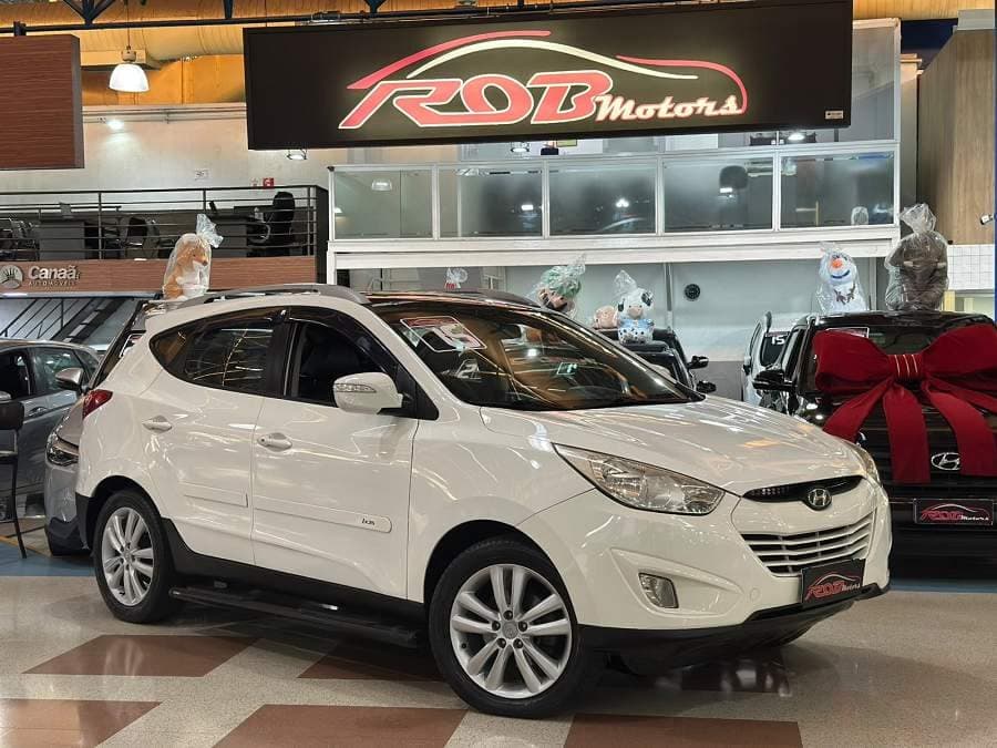 Hyundai ix35 GLS 2.0 COM ESTRIBOS LATERAIS E BANCOS DE COURO
