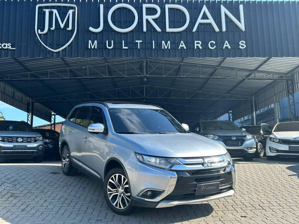 Mitsubishi Outlander 2.0 160CV AUT. 16V