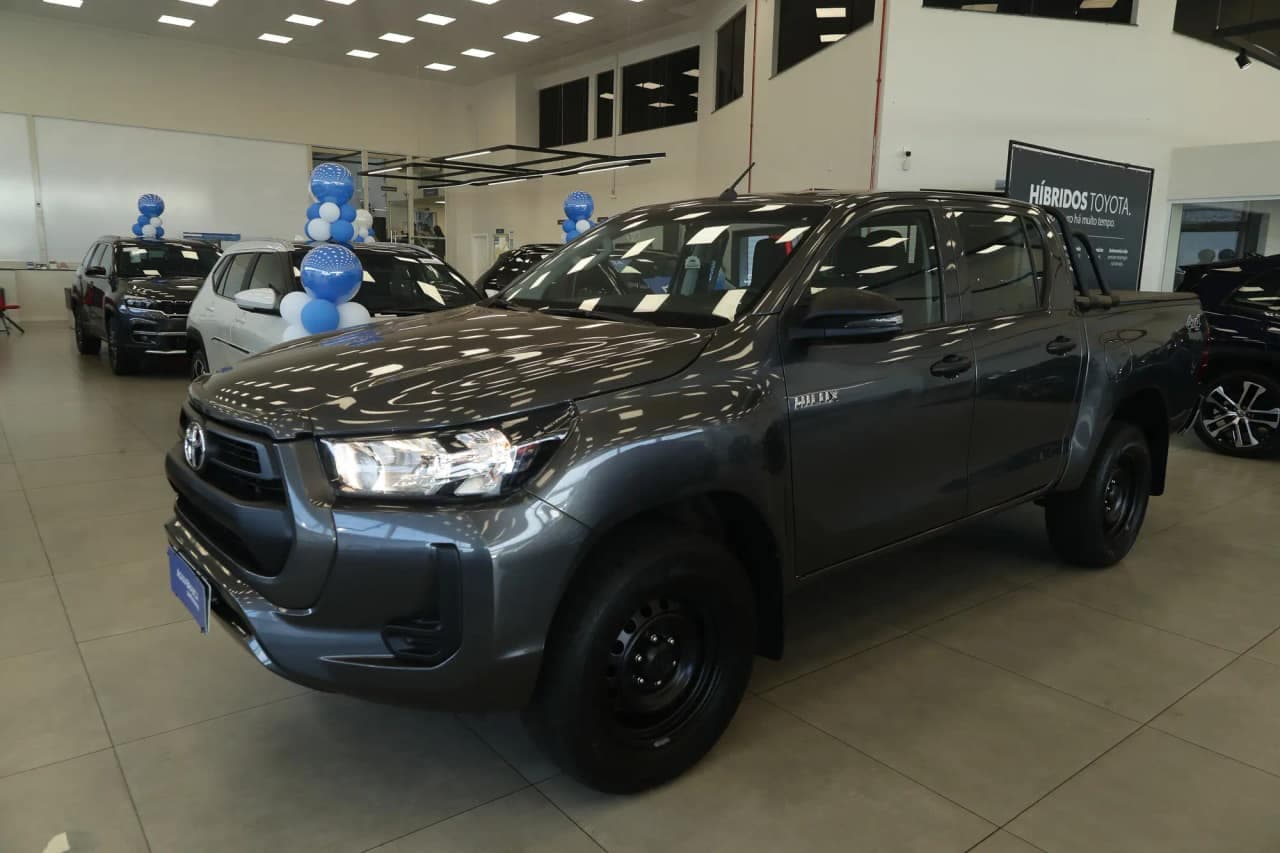 Toyota Hilux 2.8 D-4D TURBO DIESEL CD POWER PACK 4X4 AUTOMÁTICO