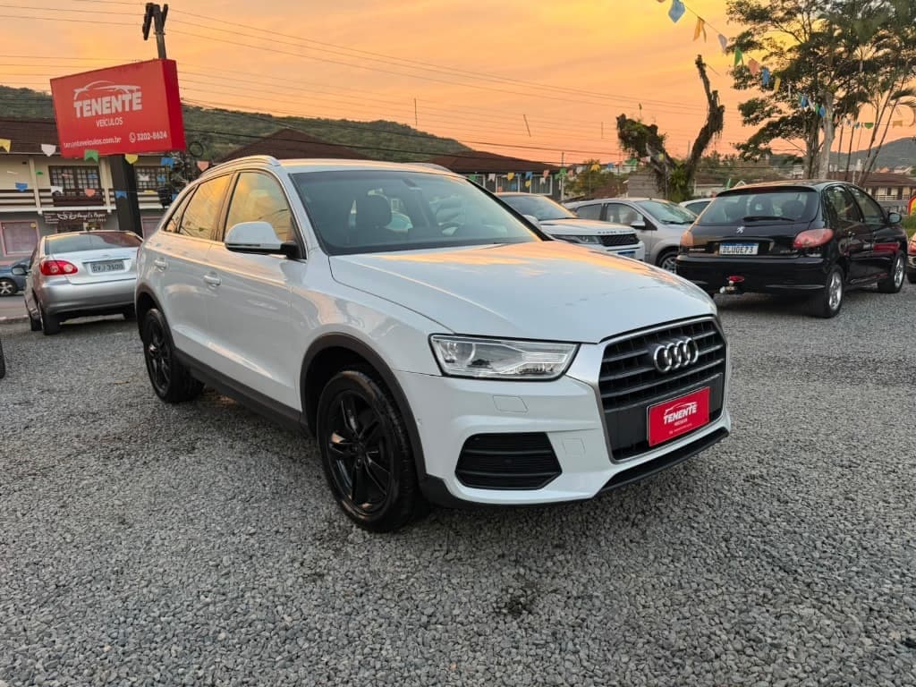 Audi Q3 AMIBIENTE - 1.4 TSFI