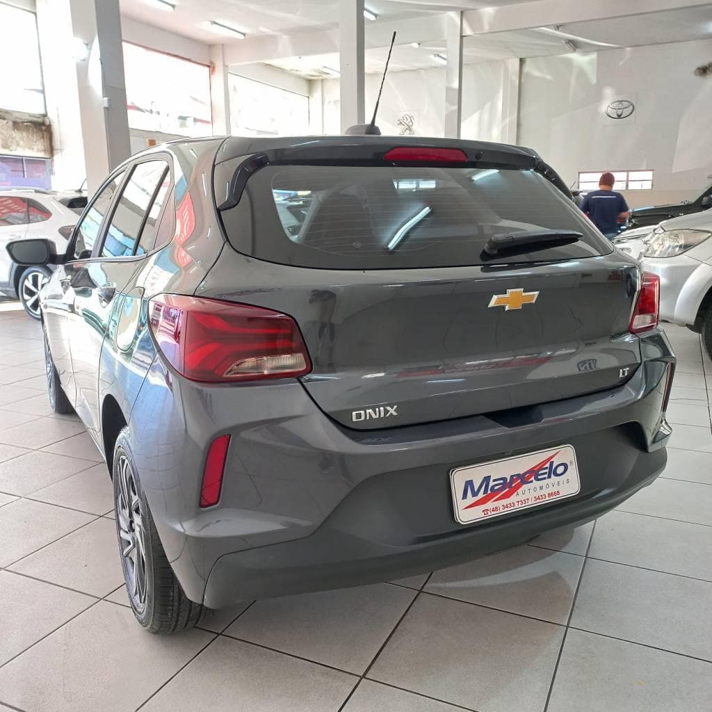 Chevrolet Onix 1.0MT LT