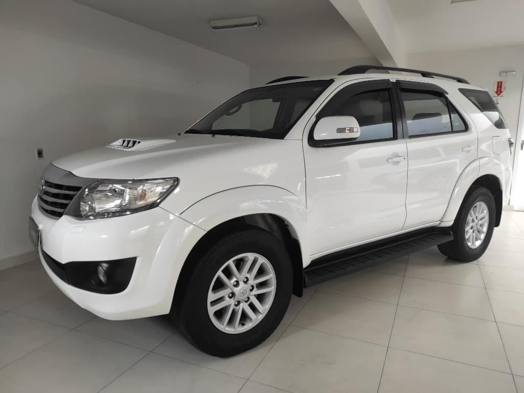 Toyota Hilux SW4 3.0 D-4D SRV