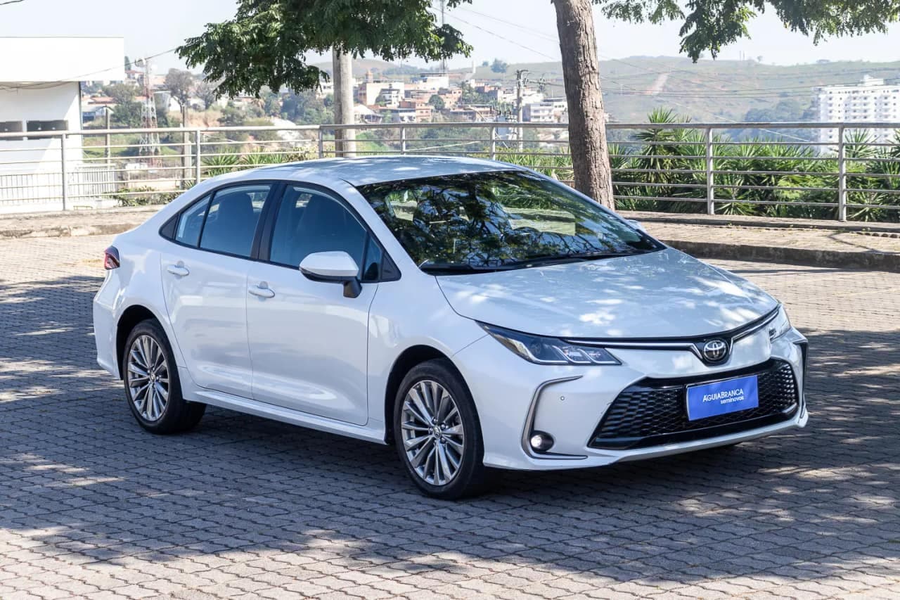 Toyota Corolla 2.0 VVT-IE FLEX XEI DIRECT SHIFT