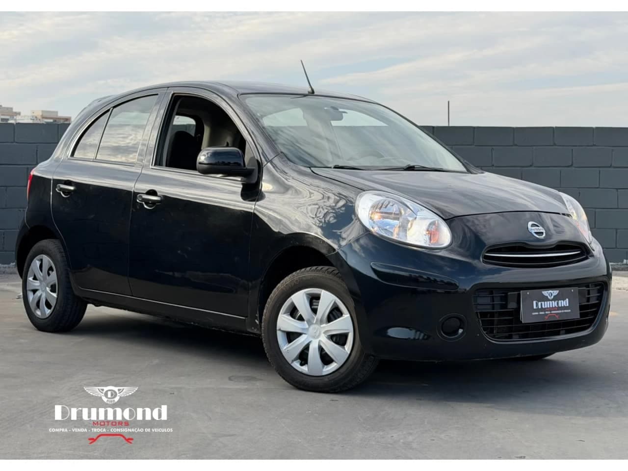 Nissan March 1.0 S 16V FLEX 4P MANUAL