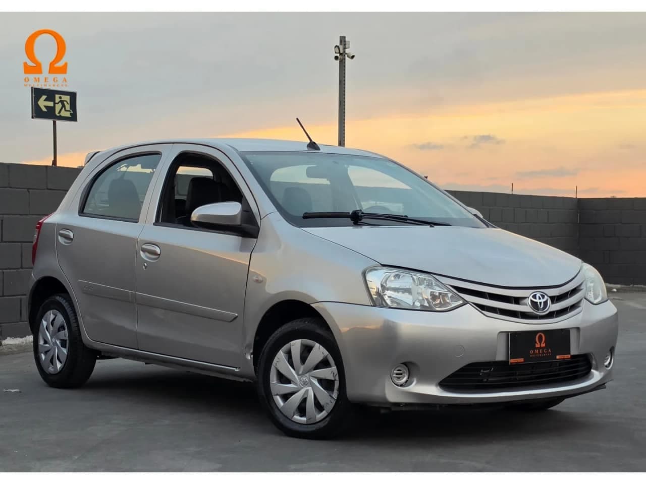 Toyota Etios 1.3 X 16V FLEX 4P MANUAL