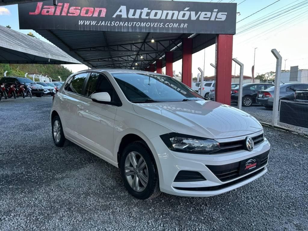 Volkswagen Polo 1.0 FLEX