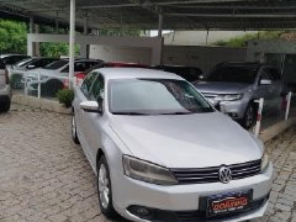 Volkswagen Jetta CONFORTILINE 2.0