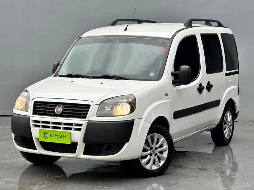 Fiat Doblo ESSENCE 1.8 Flex 16V 5p