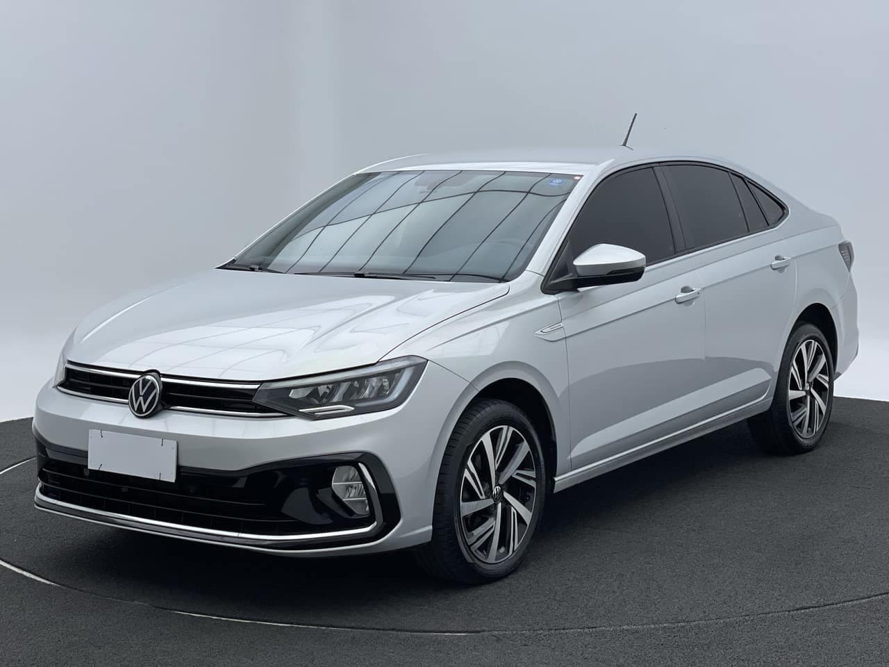 Volkswagen Virtus VIRTUS Highline 200 TSI 1.0 Flex 12V Aut