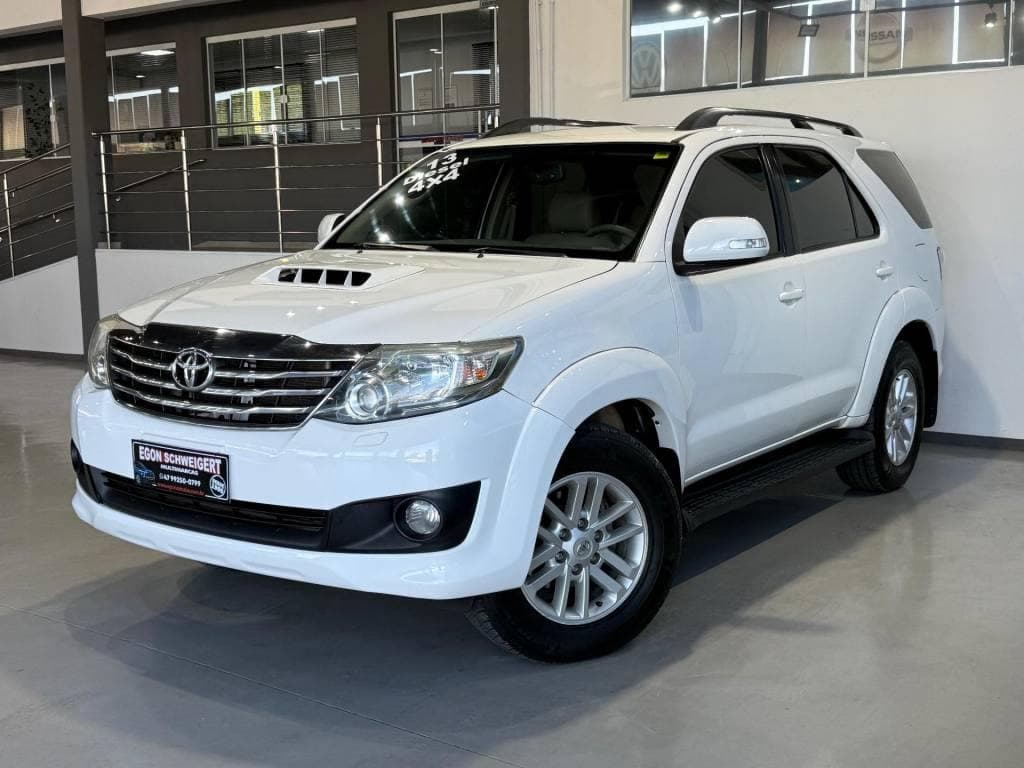 Toyota Hilux I/ SRV4X4