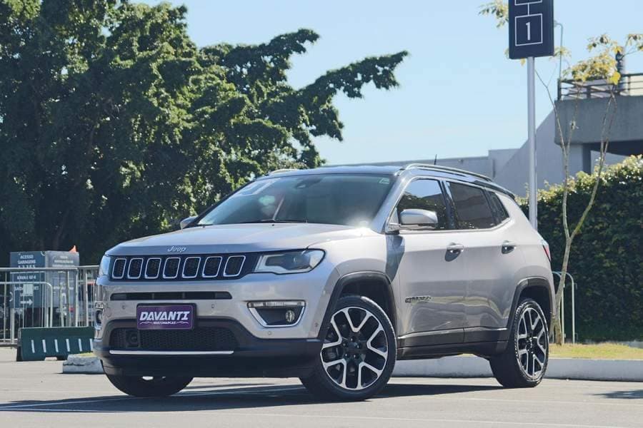 Jeep Compass LIMITED 2.0 INTERIOR CLARO