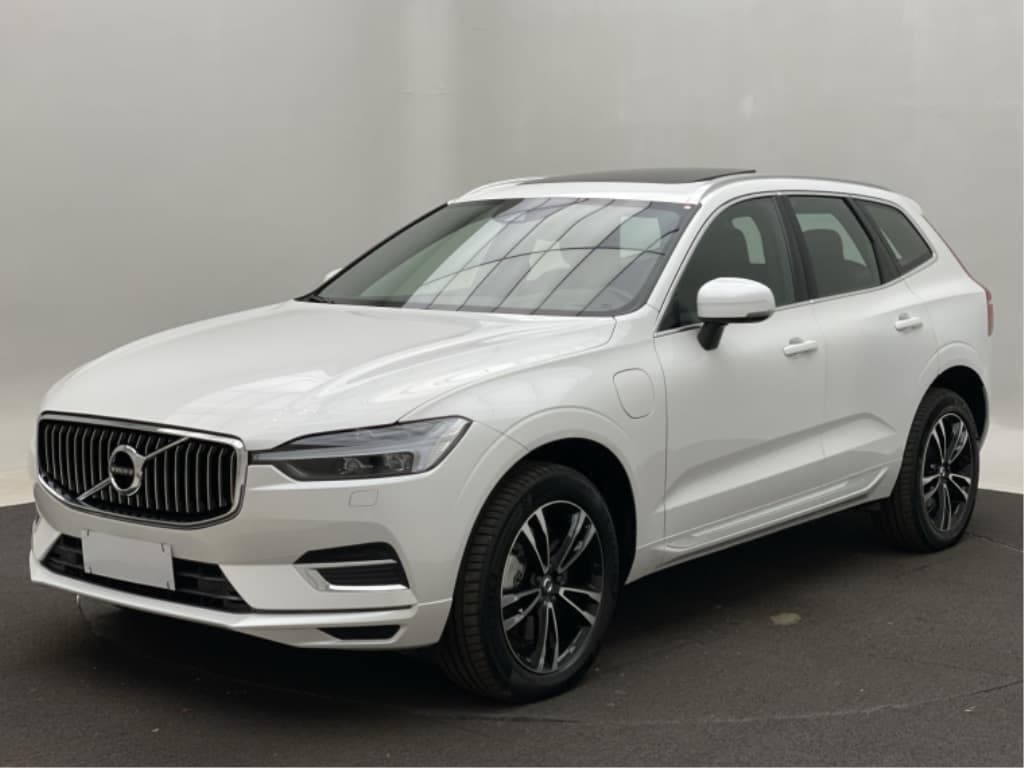 Volvo XC60 2.0 T8 HYBRID MOMENTUM AWD GEARTRONIC