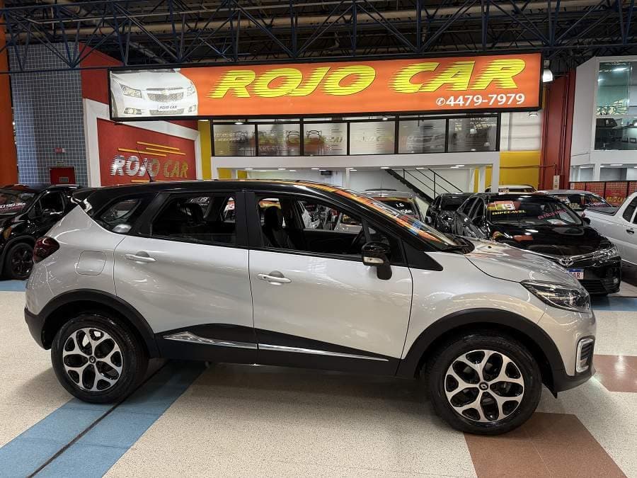 Renault Captur 1.6 FLEX INTENSE COMPLETA BANCOS EM COURO BAIXO KM