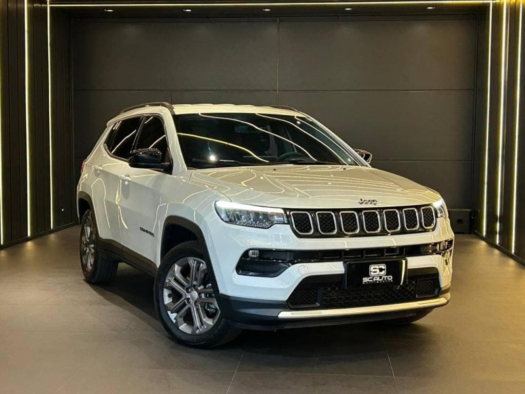 Jeep Compass LONG. T270 1.3 TB 4x2 Flex Aut.