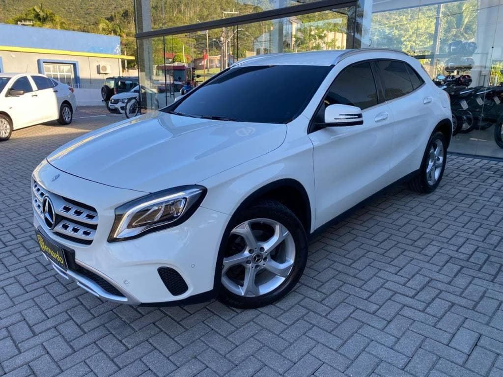 Mercedes-Benz Gla 1.6 200 ADVANCE TB FLEX AUT. 8V