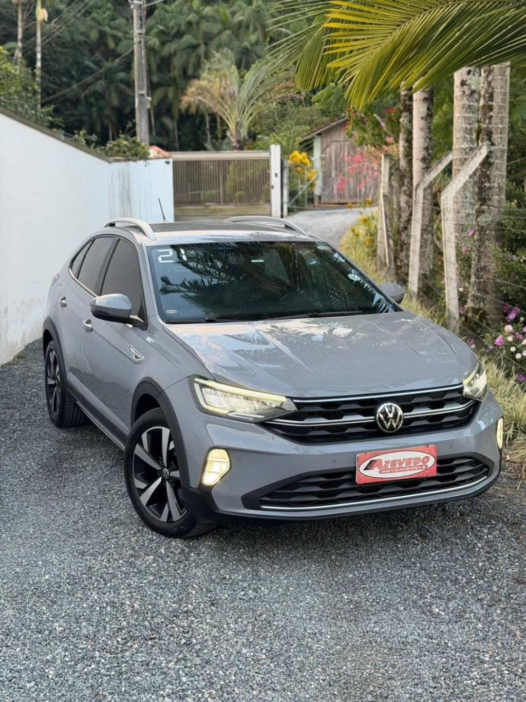 Volkswagen Nivus Highline 1.0 200 TSI Flex Aut.