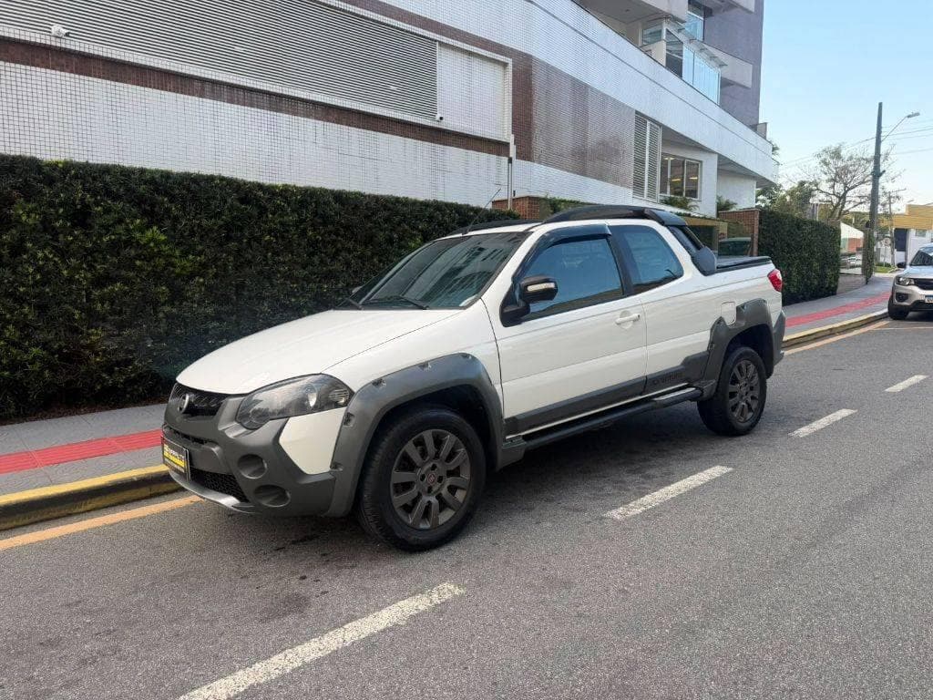 Fiat Strada Adventure1.8/ 1.8 LOCKER Flex CD