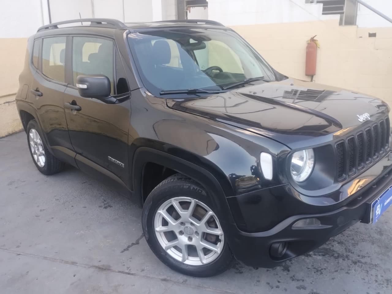 Jeep Renegade 1.8 16V FLEX SPORT 4P AUTOMÁTICO