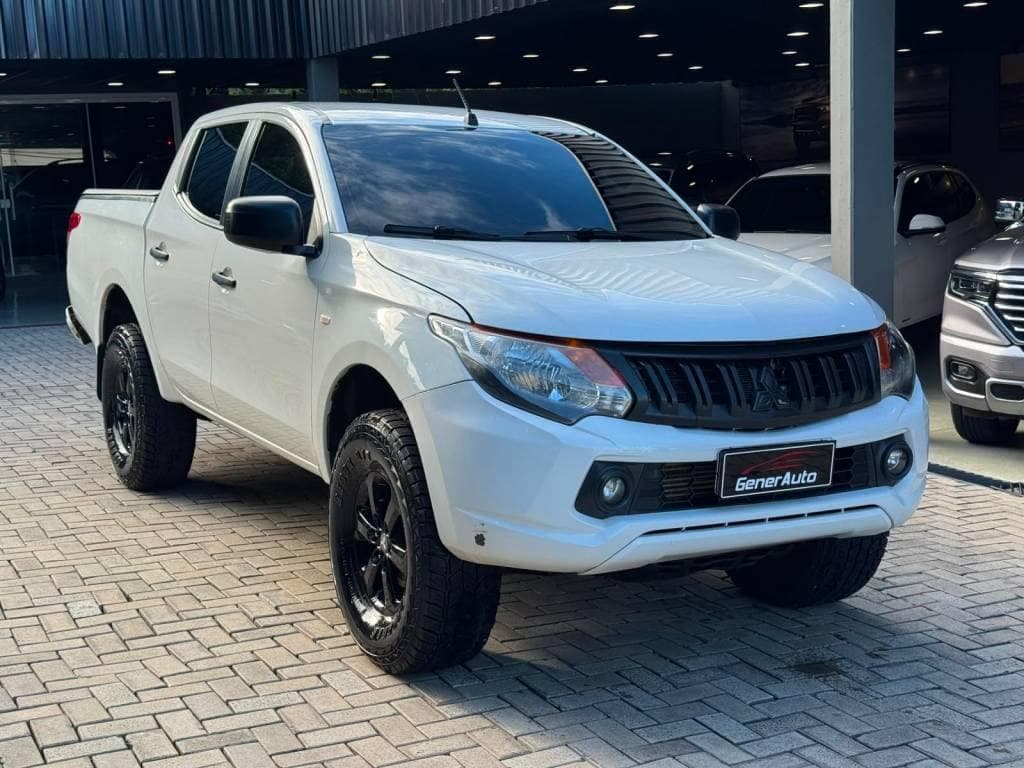 Mitsubishi L200 - L200 Triton - Sport GL 2.4 CD Diesel Mec. - 2019/2020 -