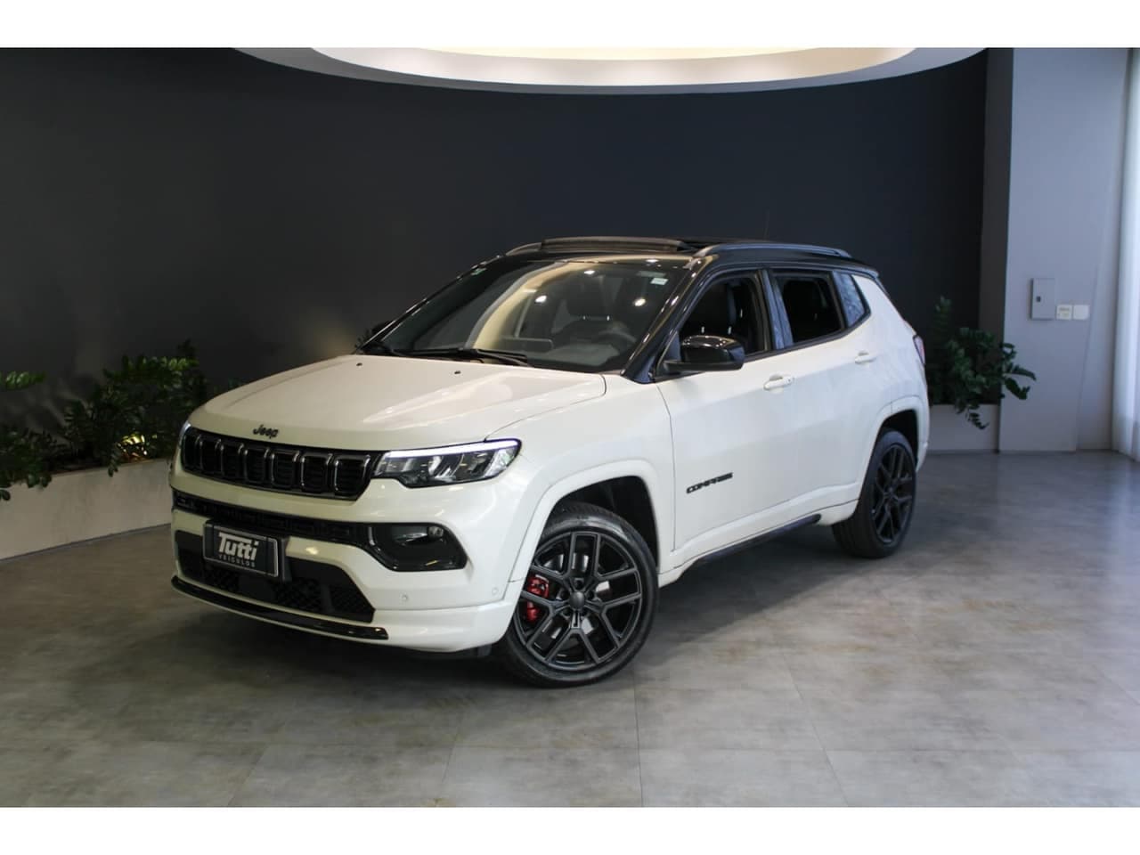 Jeep Compass 2.0 HURRICANE 4 TURBO GASOLINA BLACKHAWK AT9