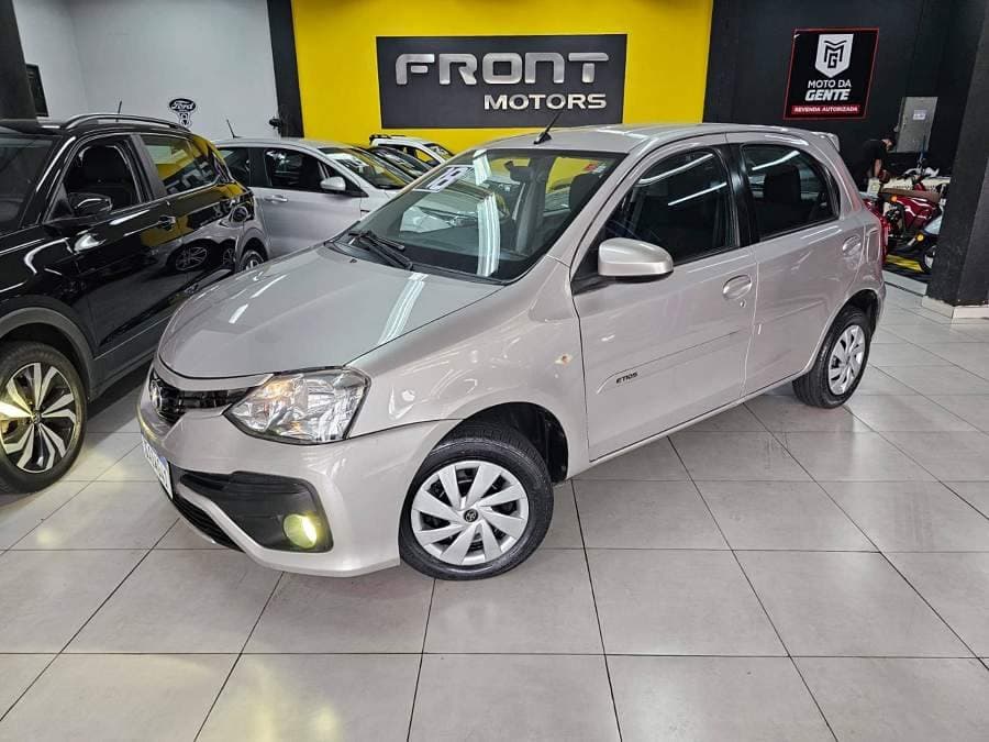 Toyota Etios 1.5 XS 16V