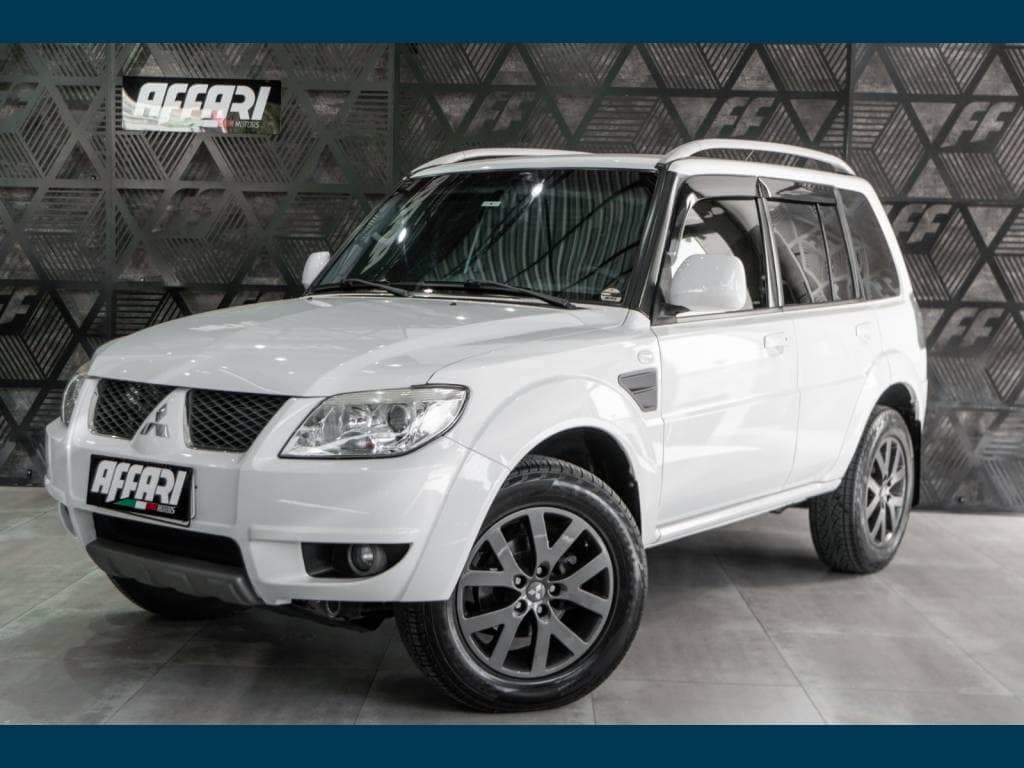 Mitsubishi Pajero 2.0 TR4 FLEX 4X2 AUT. 8V