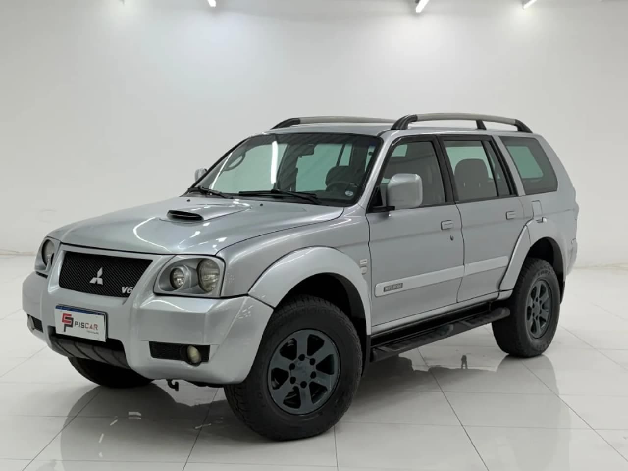 Mitsubishi Pajero 3.5 HPE 4X4 V6 24V GASOLINA 4P AUTOMÁTICO