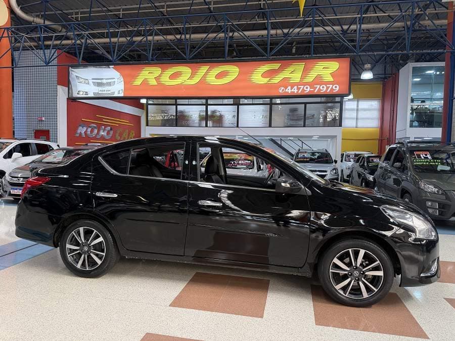 Nissan Versa 1.6 FLEX SL CVT COMPLETO BAIXO KM IMPECAVEL