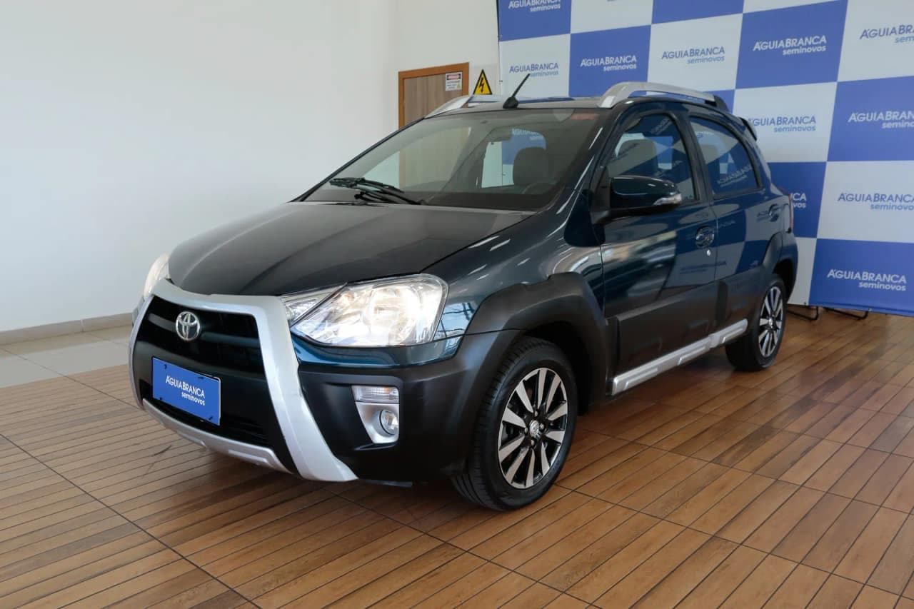 Toyota Etios 1.5 16V FLEX 4P AUTOMÁTICO