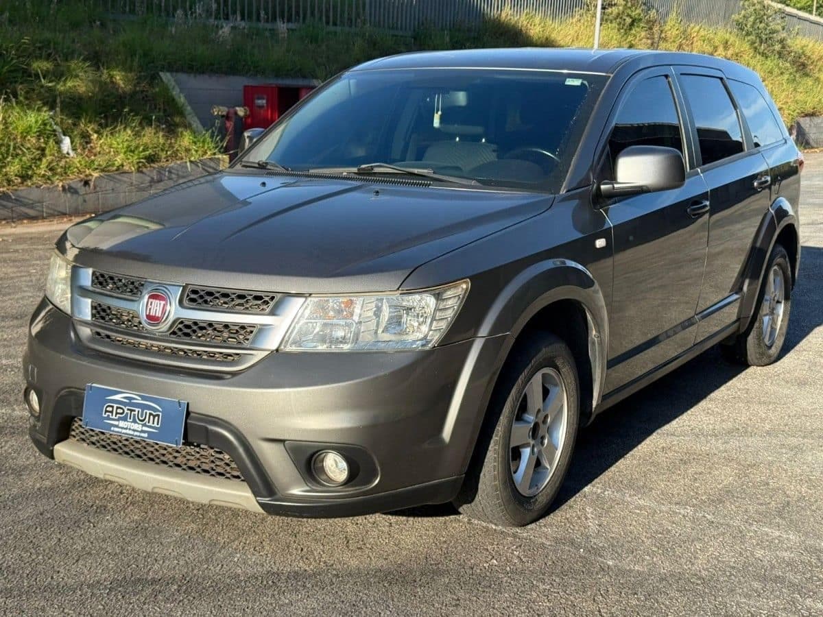 Fiat Freemont 2.4 EMOTION 16V GASOLINA 4P AUTOMÁTICO
