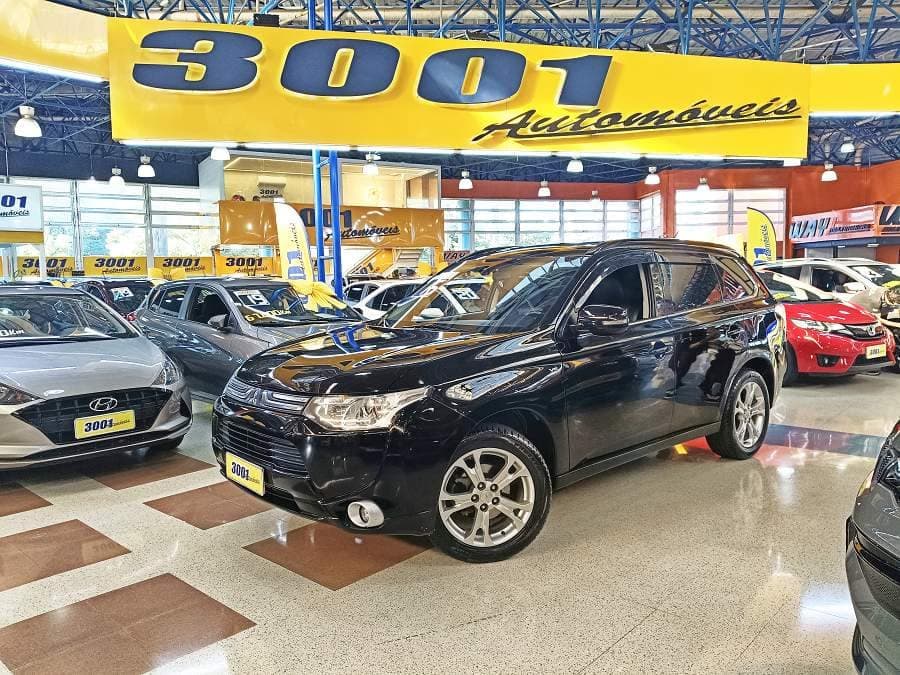 Mitsubishi Outlander 3.0 GT 4X4 V6 24V + 7 LUGARES +