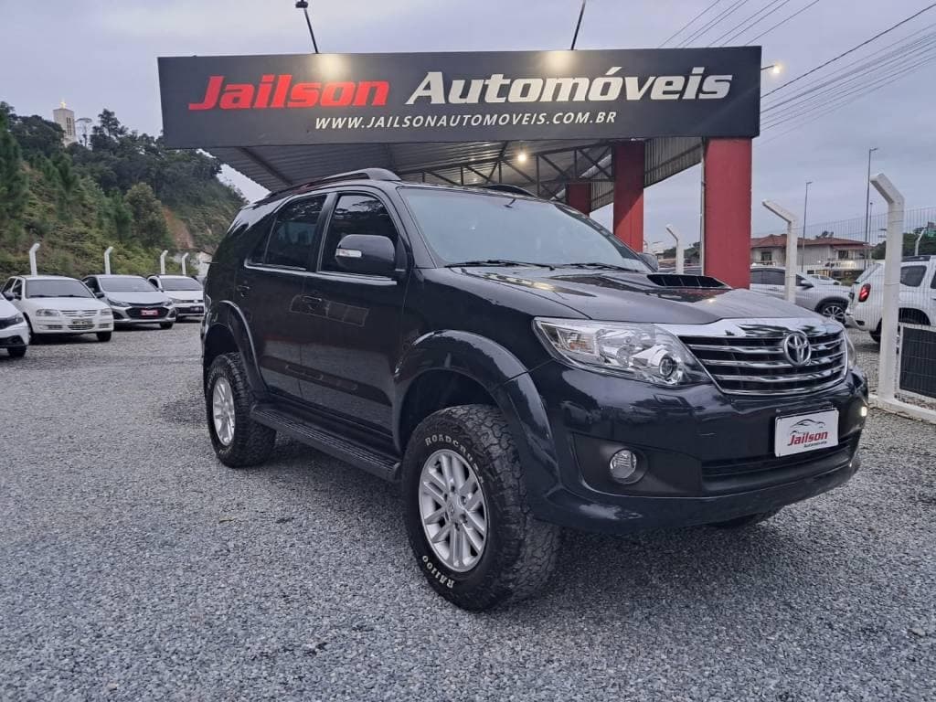 Toyota Hilux 3.0 TDI Dies. Aut