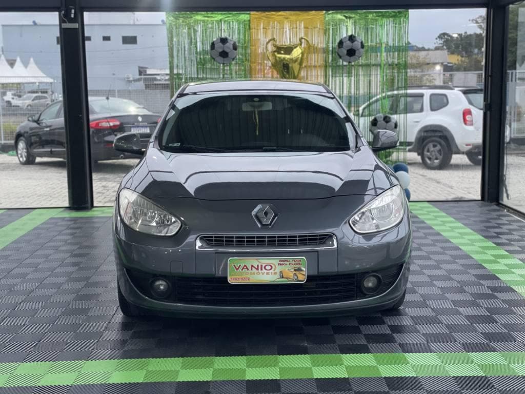 Renault Fluence 2.0 DYN A