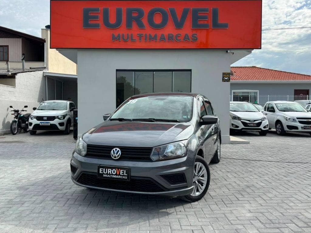 Volkswagen Voyage 1.6 MSI Flex 8V 4p