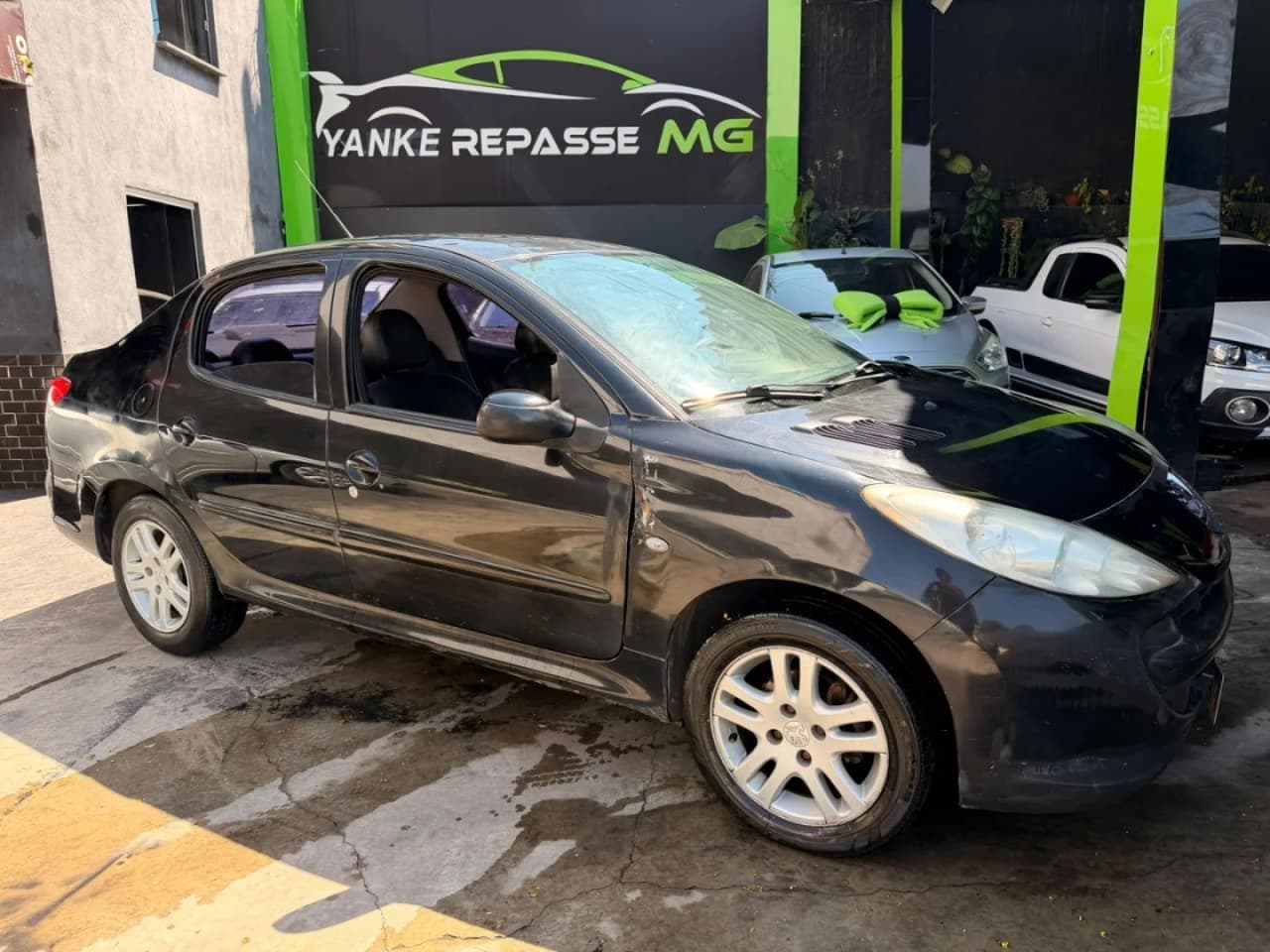 Peugeot 207 1.4 XR PASSION 8V FLEX 4P MANUAL