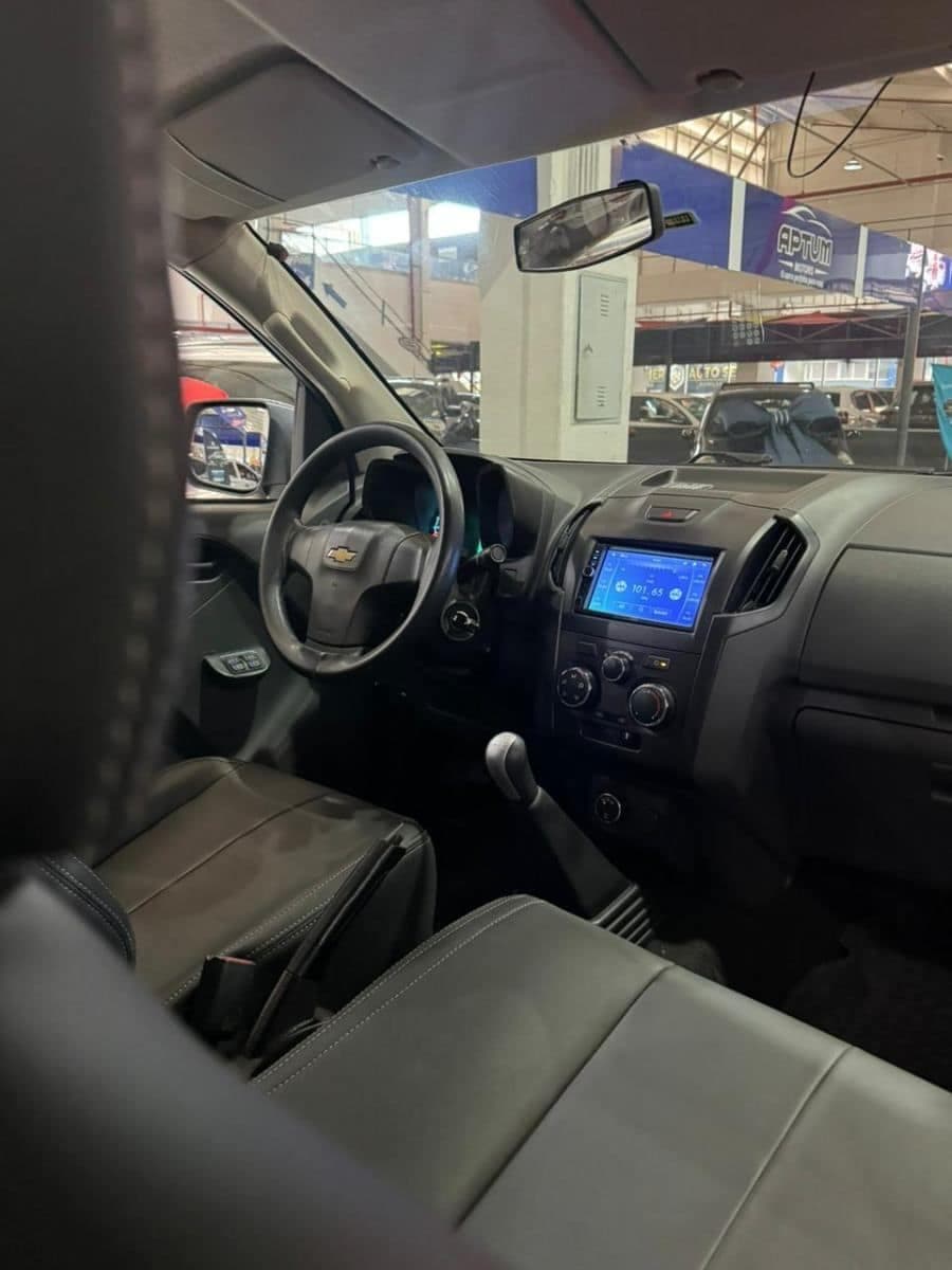 Chevrolet S10 Pick-up LS 2.8 TDI 4x4