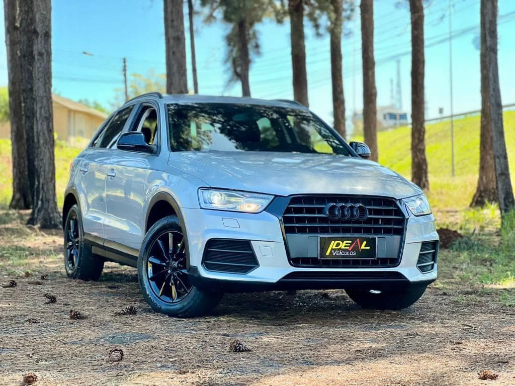 Audi Q3 Ambiente S tronic 1.4