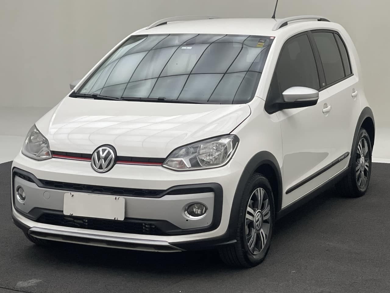 Volkswagen up! up! cross 1.0 TSI Total Flex 12V 5p